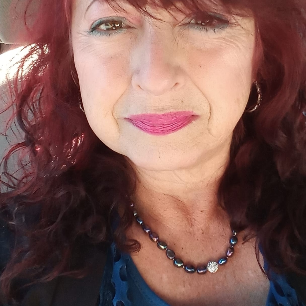 Meet your Posher, Maria